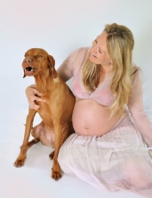 fotografie-schwangerschaft-mit-hund-54