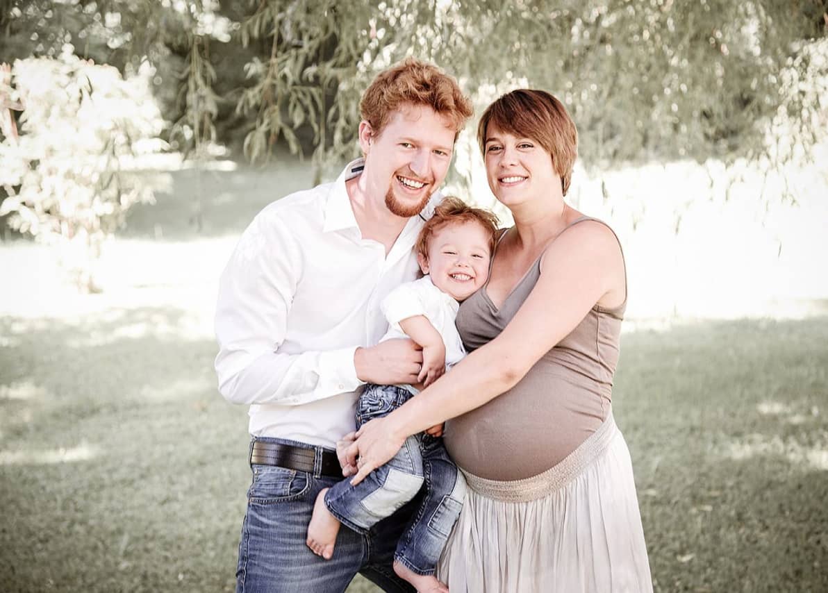 Fotograf-wuppertal-babybauch-sohn-familie