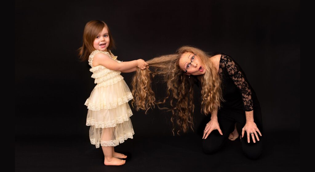 Familienfotos natürlich und ungestellt Mama + Tochter