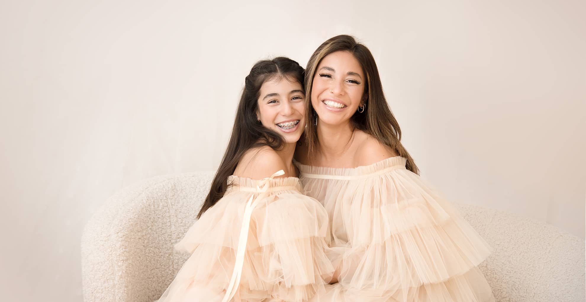 inniges-mutter-tochter-foto-blick-kamera