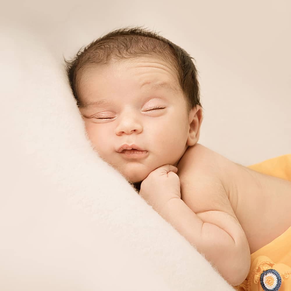 neugeborenenfotografie-premium-wuppertal Mobiles Newborn-Shooting zu Hause – deine erfahrene Babyfotografin für Wuppertal.