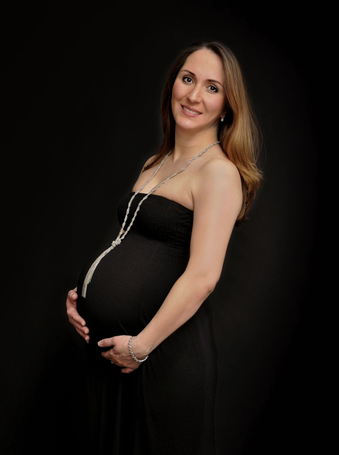 stylisches-fotoshooting-mit-babybauch-wuppertal